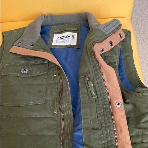 Mountain khakis Jackson hole Wyoming Green Swagger Vest - Picture 10 of 13